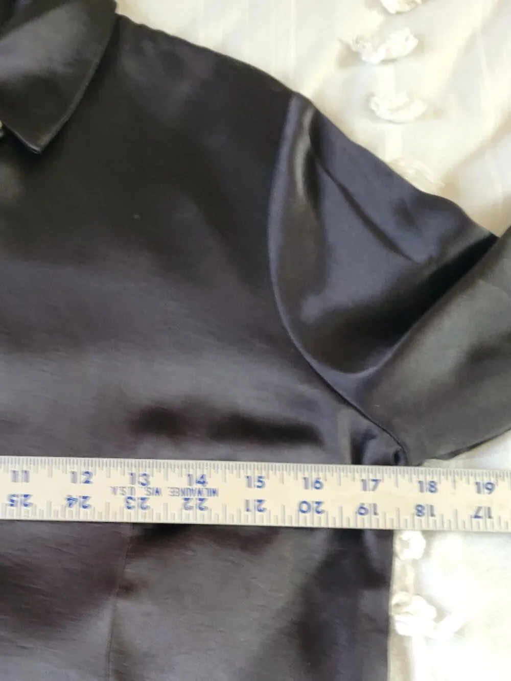 Madewell Darted Satin Button-Up Shirt Charcoal Gray Ecovero sz 2 Polished - Picture 8 of 11
